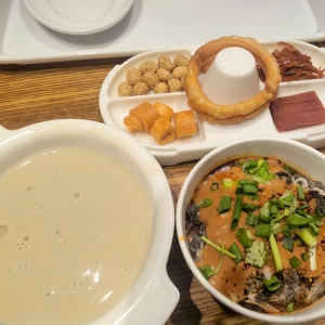 Unusual Things to Do in Beijing: Survive Douzhi, Knock on the Great Wall, and Live Like a Local Legend (Without Getting Arrested)