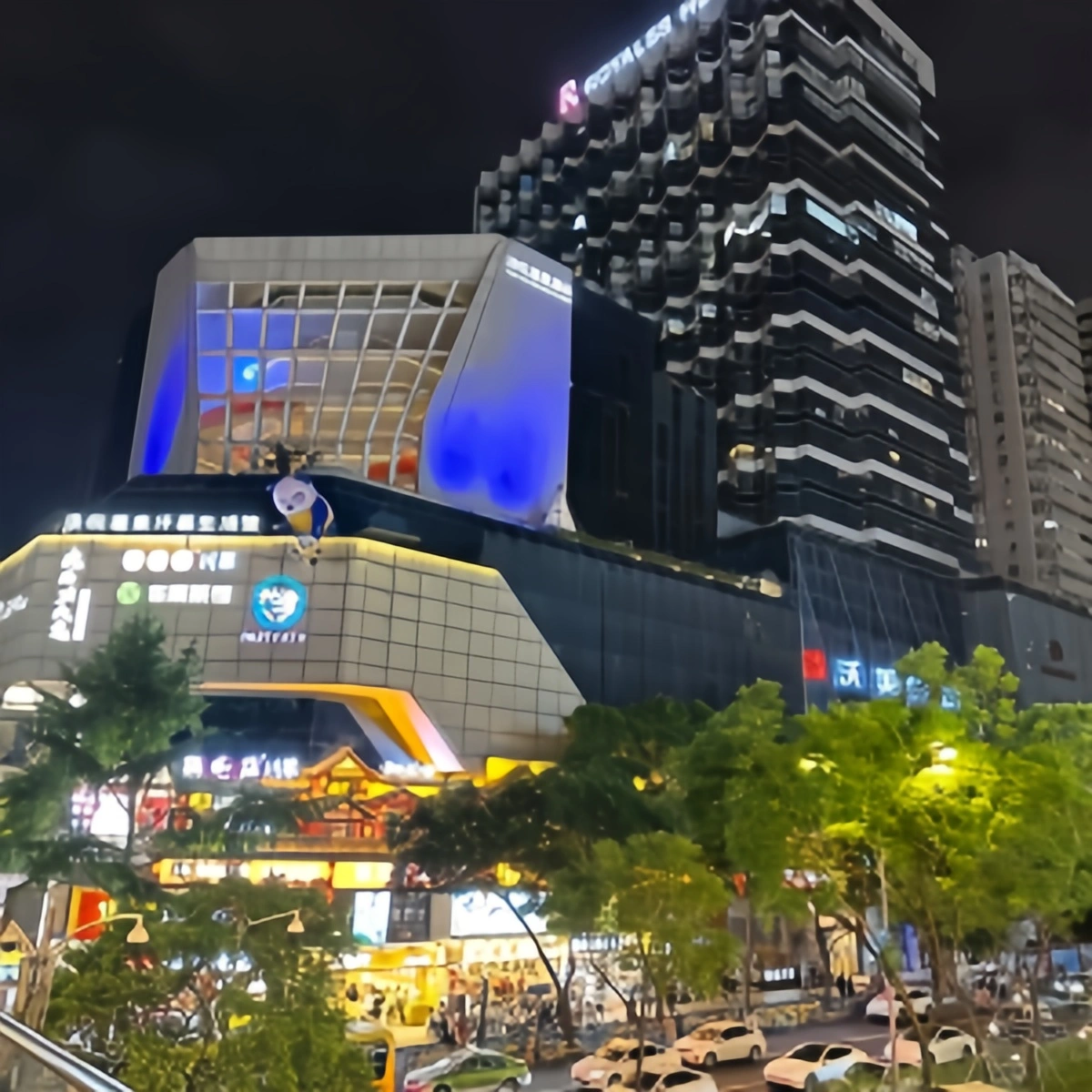 Cultural Etiquette and Taboos in Chengdu: A Guide for International Travelers