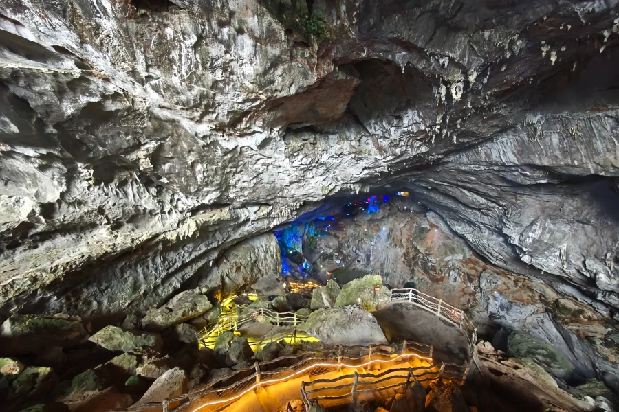 Lianzhou Underground River: A Fantastic Journey Through Two Hundred Million Years of Earth's Core-3