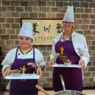 1 Day Sichuan Cuisine Museum and Dujiangyan Experience